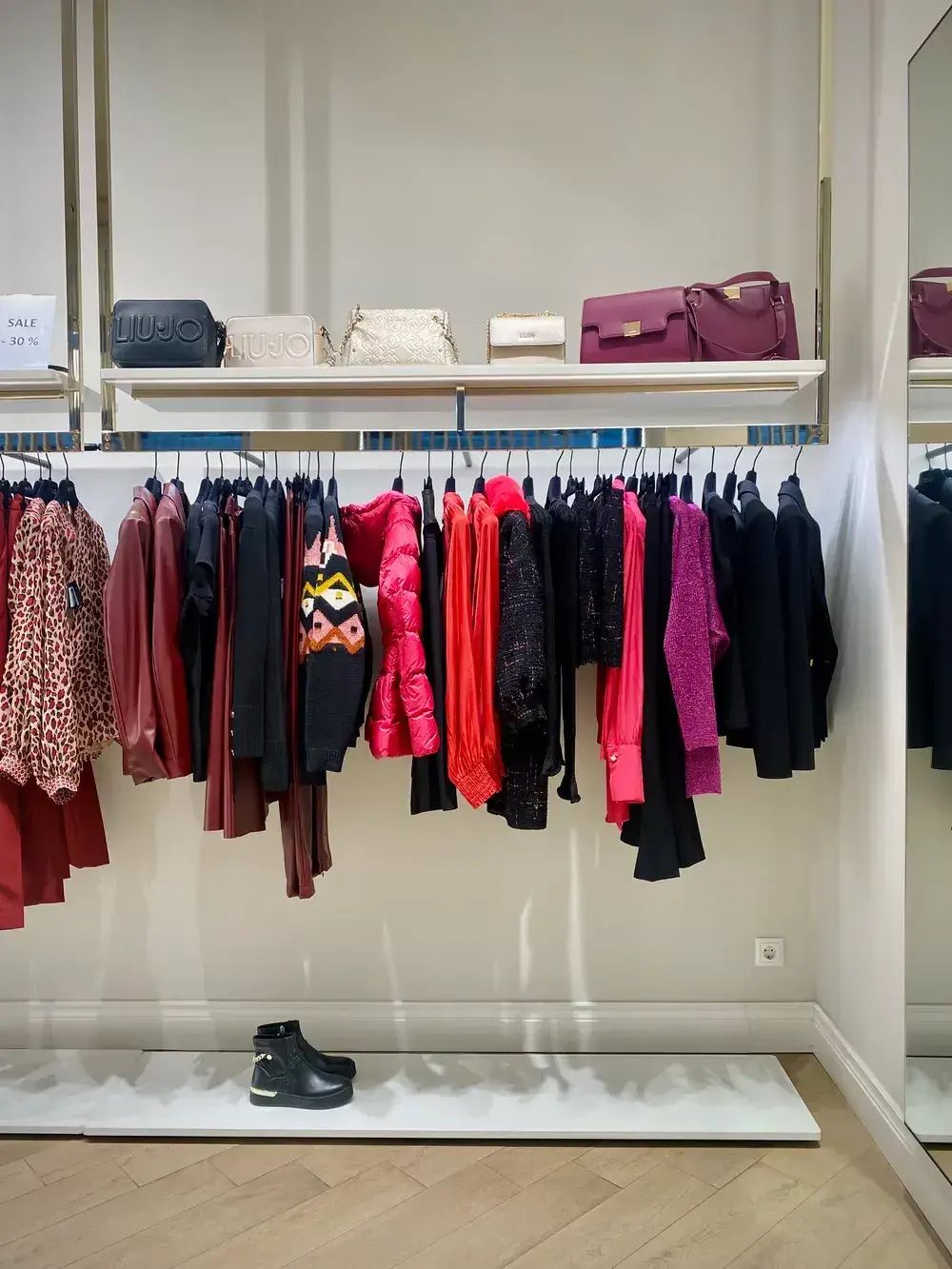 Foto 1 Prêt-à-porter: Luxusmode für den Alltag