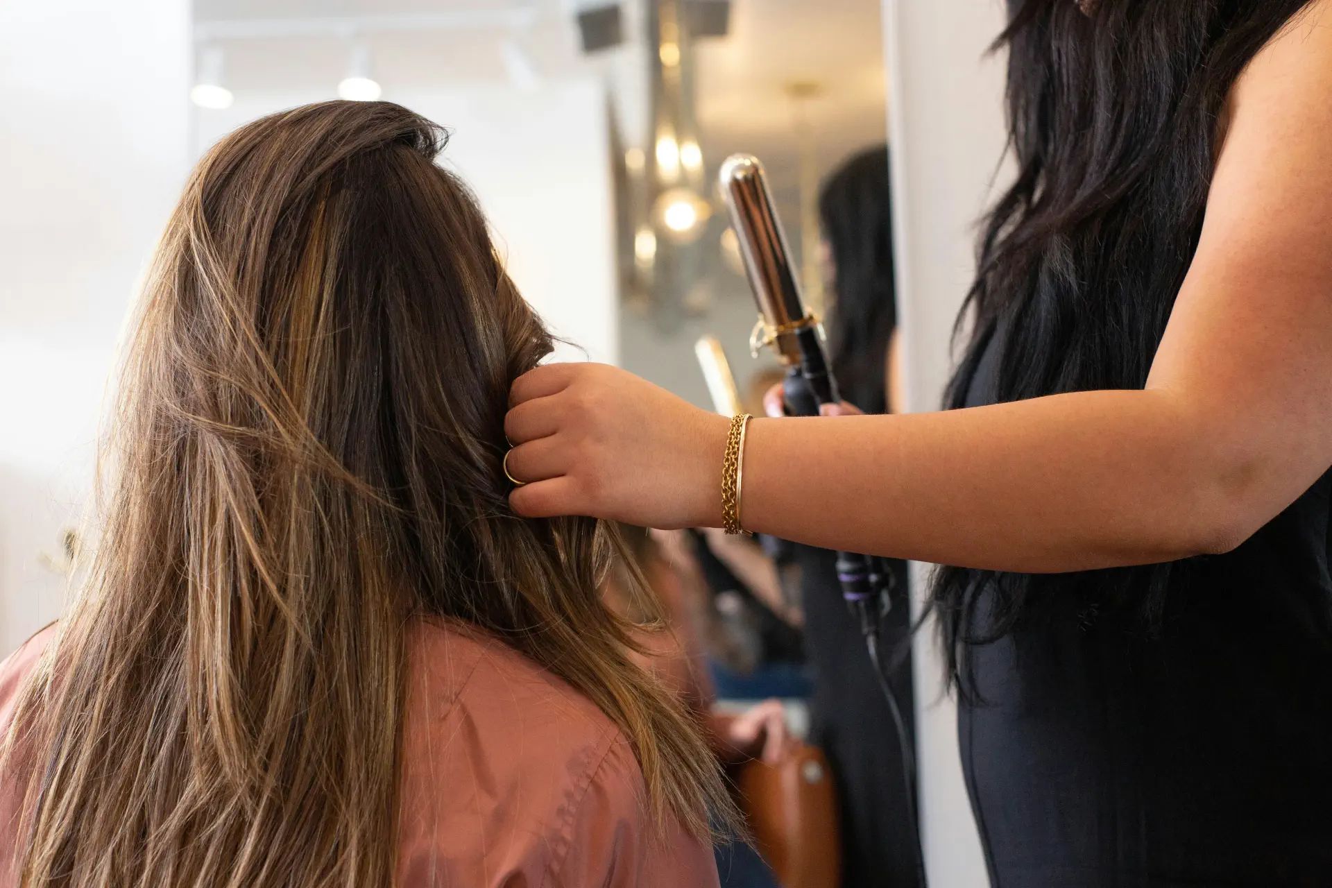 Foto 1 Haarstyling - Was Du zum Styling der Haare wissen solltest!