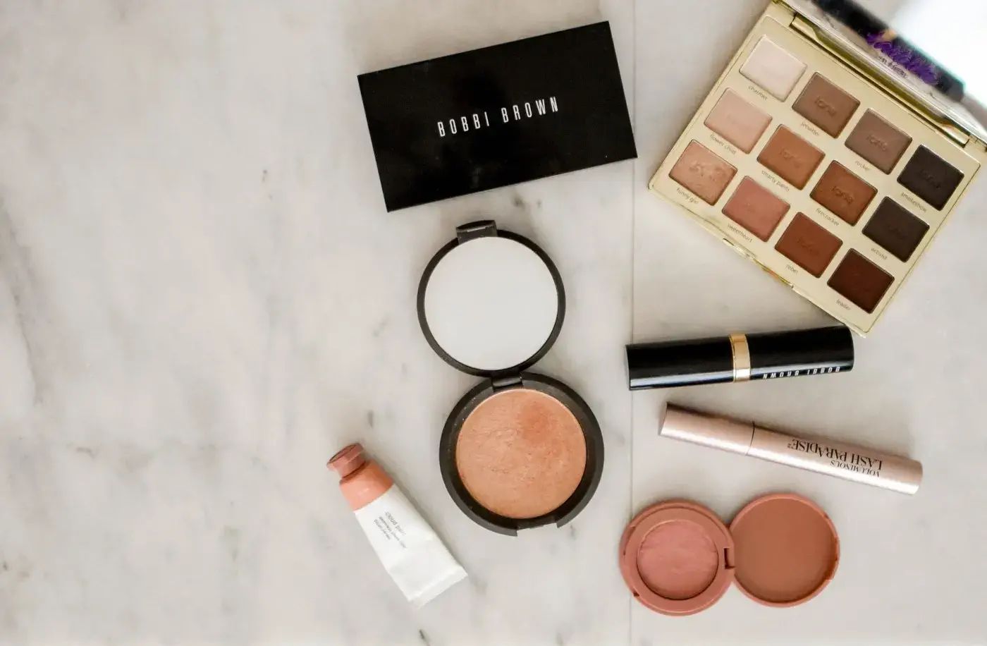 Foto 1 Makeup - Kleine Tricks mit großer Wirkung