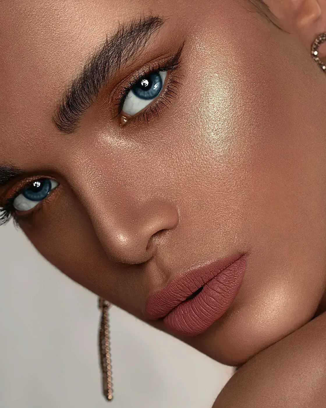 Foto 2 Editorial - Was ist das?